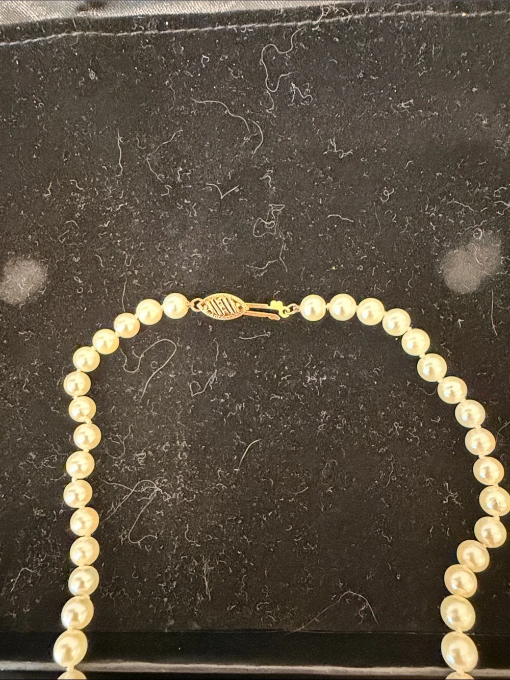Saks Fifth Avenue White Pearl Necklace with Gold Clasp